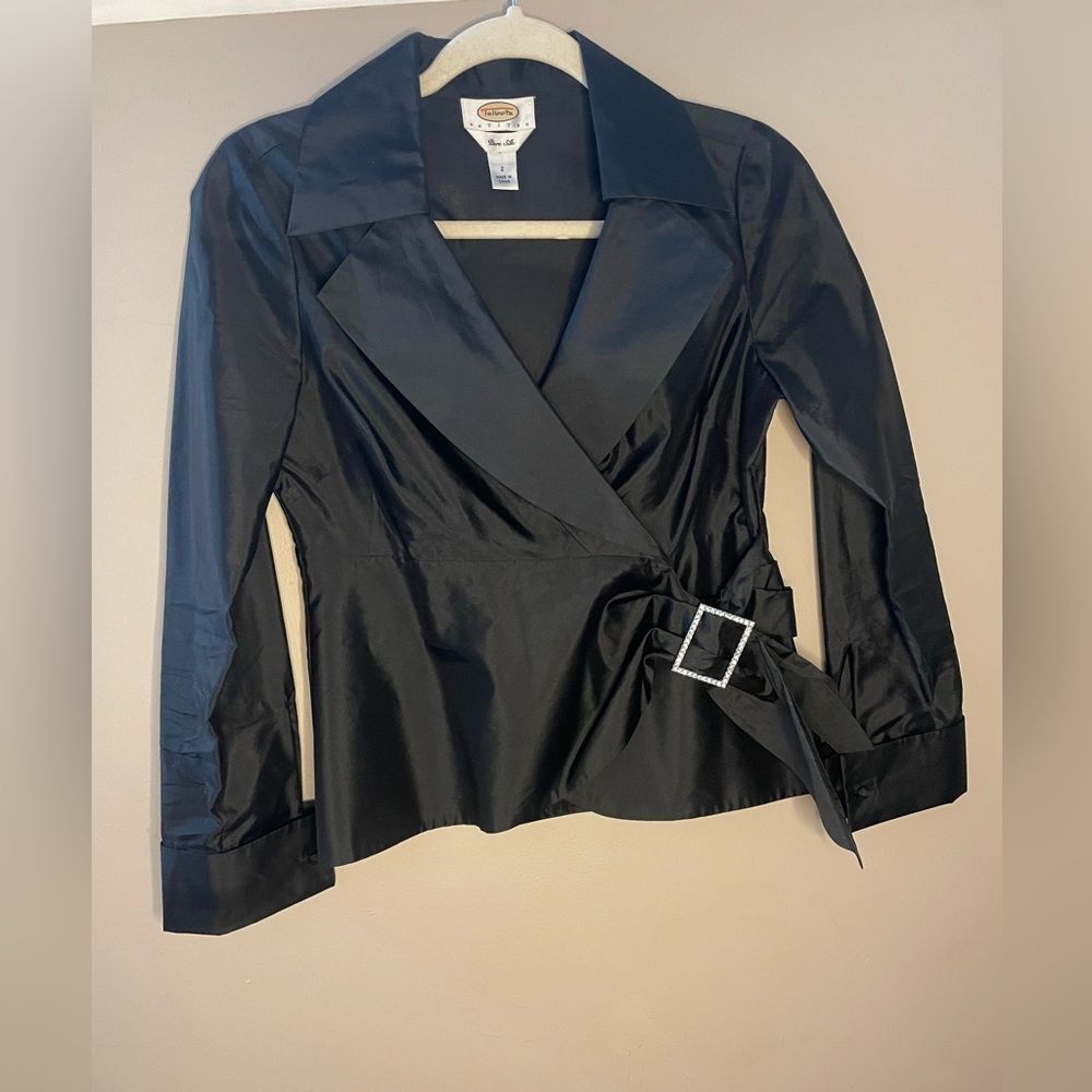 Talbots Petites Size 2 Pure Silk Wrap Top with Sparkle buckle; GUC